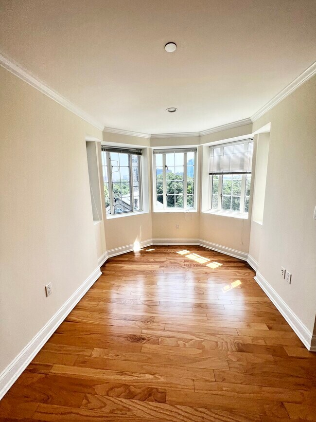 201 Longwood Ave, Brookline, MA 02446 Condo for Rent in Brookline, MA