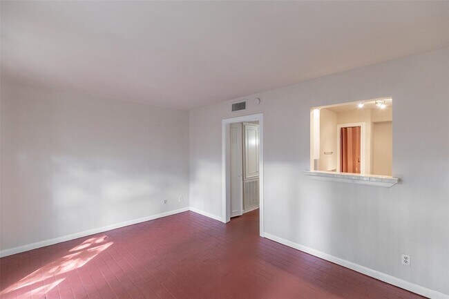 Building Photo - 5239 Arboles Dr