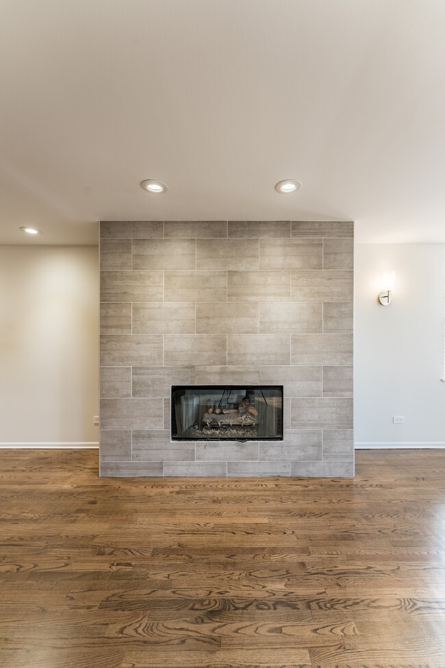Living Room - 1501 N. NORTH PARK AVE