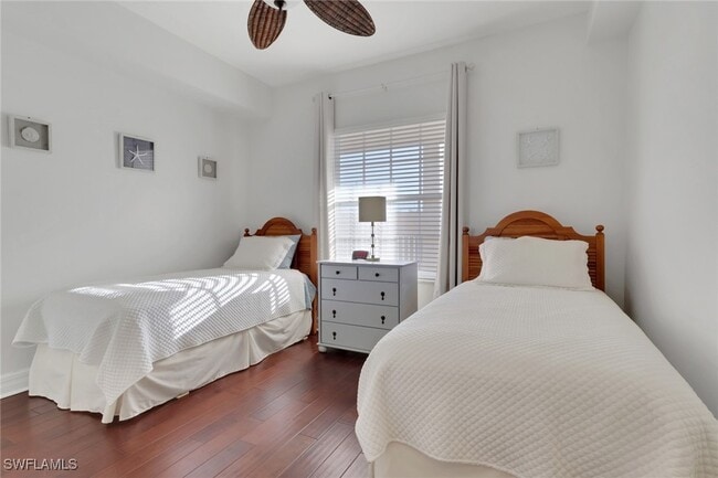 Building Photo - 401 Bayfront Pl