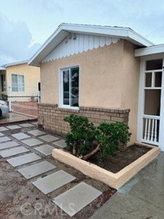 Building Photo - 902 E Francis Ave