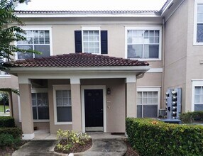 Building Photo - 2325 Arbor Lakes Cir