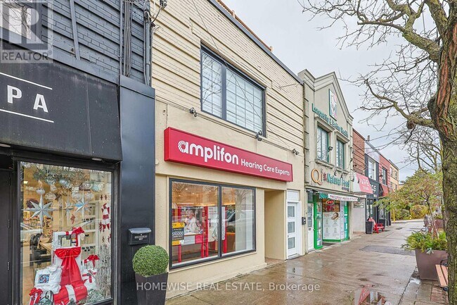 Photo du bâtiment - 999 Eglinton Ave W