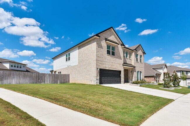 Building Photo - 7915 Gold Dr