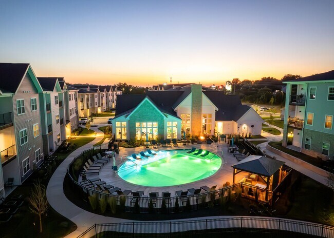 Building Photo - The Edison at Blue Springs