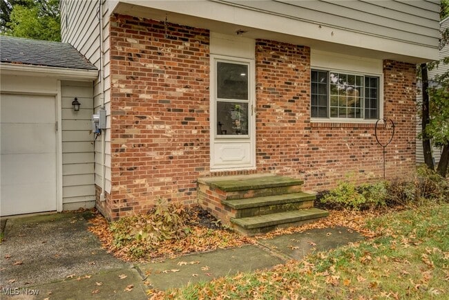 Foto del edificio - 38109 Poplar Dr