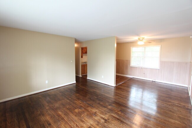 Building Photo - Best House for the Money!!  Better Hurry T...