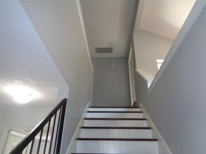 Building Photo - 9414 Westacre Pl