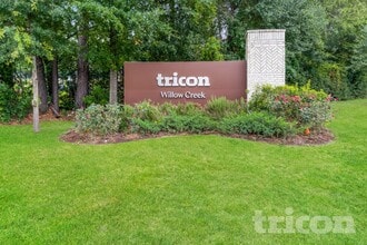 Interior Photo - Tricon Willow Creek
