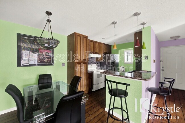 Building Photo - 175 Lighthouse Dr