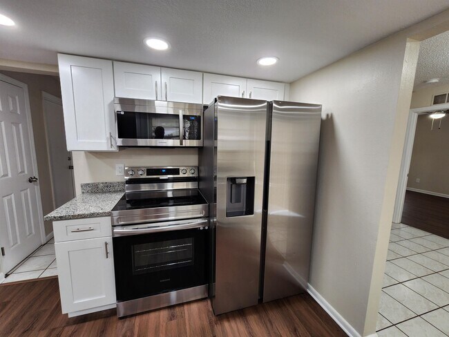 Foto del edificio - 17531 Brandywine Dr