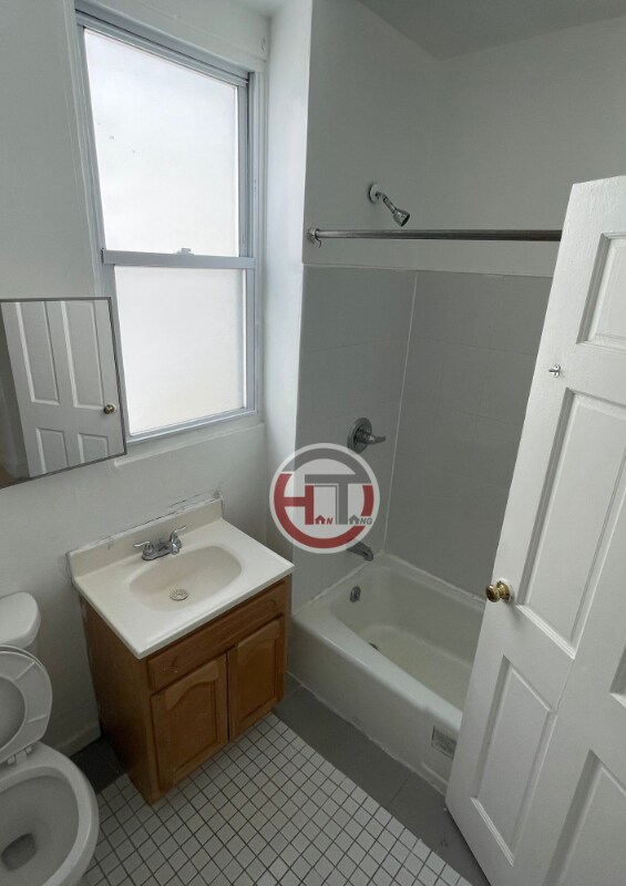 Foto del edificio - 2255 Gleason Ave