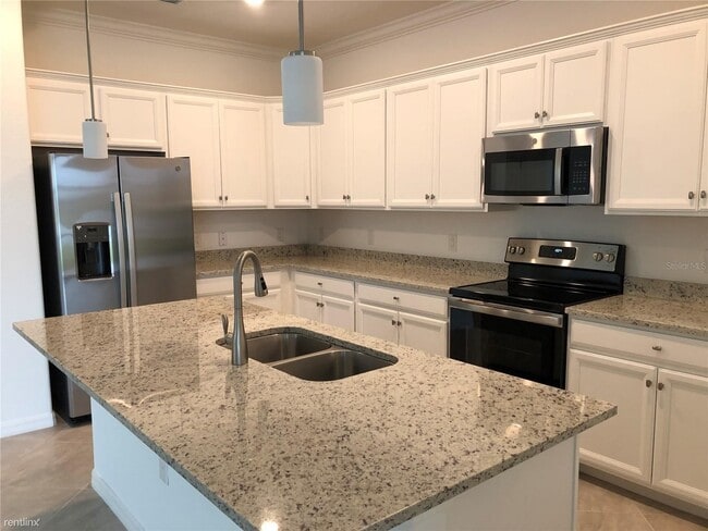 Building Photo - 4 br, 3 bath House - 14728 Cantabria Drive