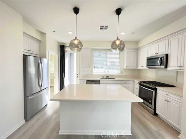 Building Photo - 229 Steely