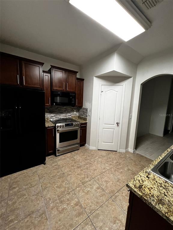 Building Photo - 1662 Buckeye Falls Way