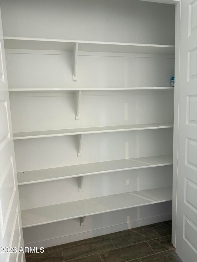 Foto del edificio - 9833 E Stratus Ave