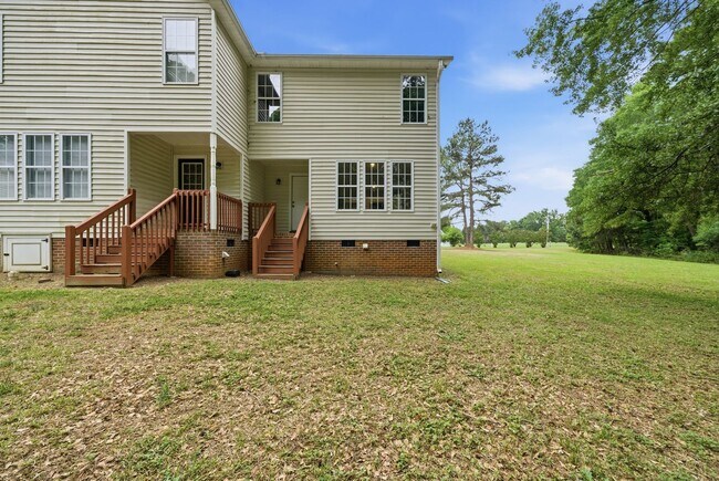 Building Photo - 201 Tonylee Ct