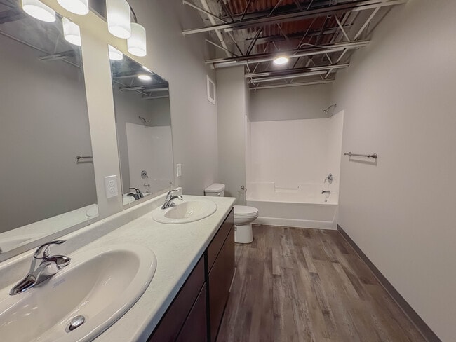 Building Photo - Skye Lofts Apartments