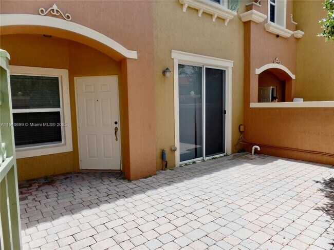 Building Photo - 14358 SW 9th Ct