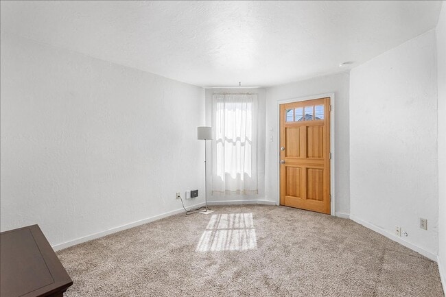 Building Photo - 3249 Encinal Ave