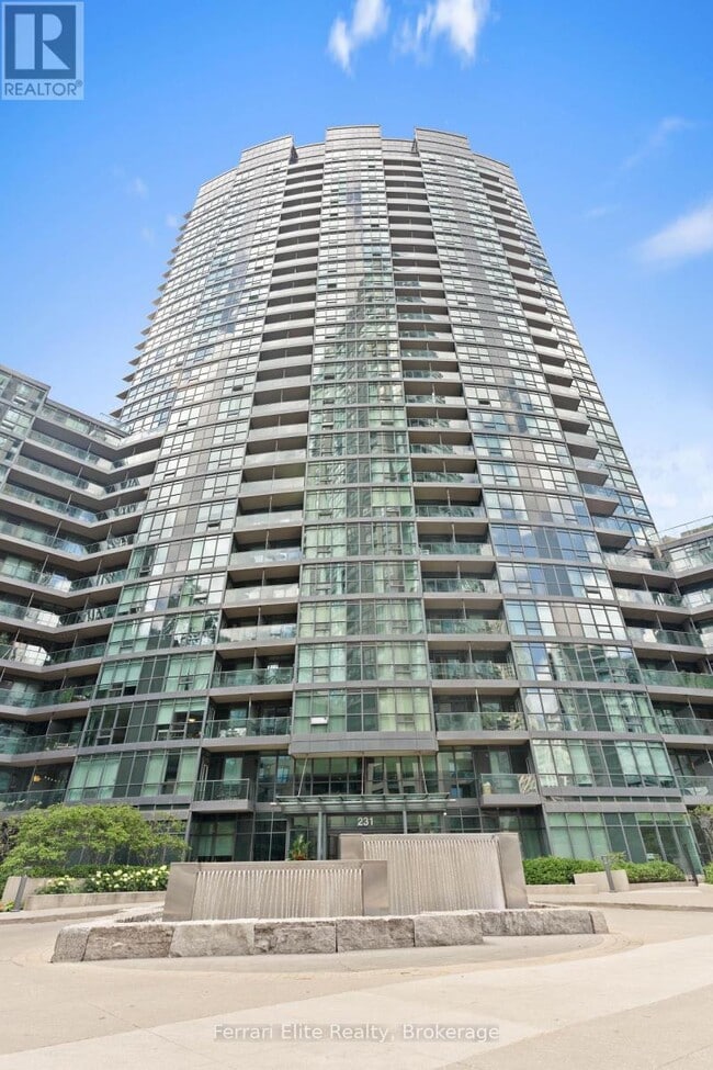 Building Photo - 231-231 Fort York Blvd