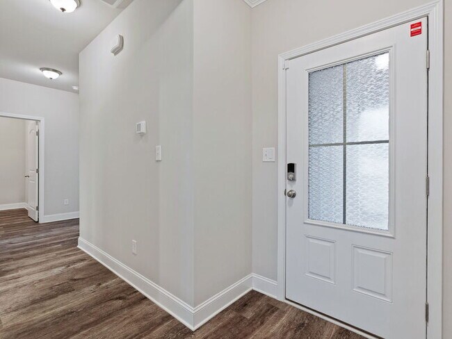 Building Photo - 6502 Moon Crest Ln NW
