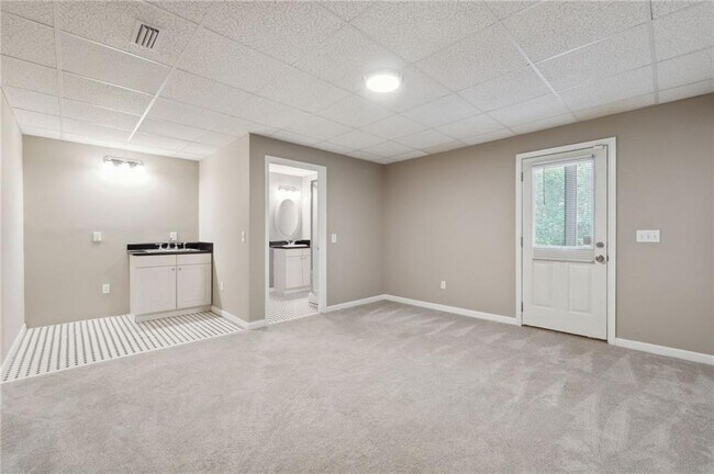 Building Photo - 58 Arabian Ct