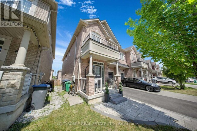 Photo du bâtiment - 5517 Meadowcrest Ave