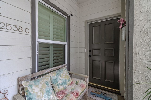Foto principal - 2538 W MacArthur Blvd