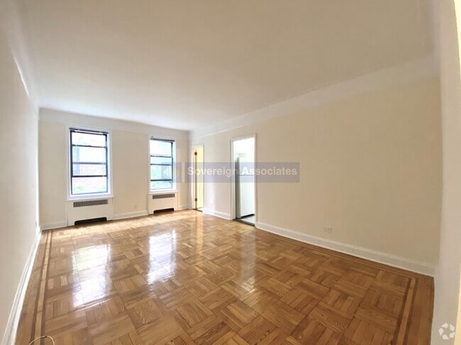 Building Photo - 615 W 172nd St
