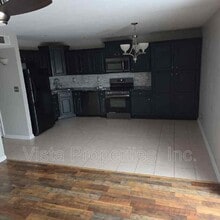 Building Photo - 737 N Hite Ave