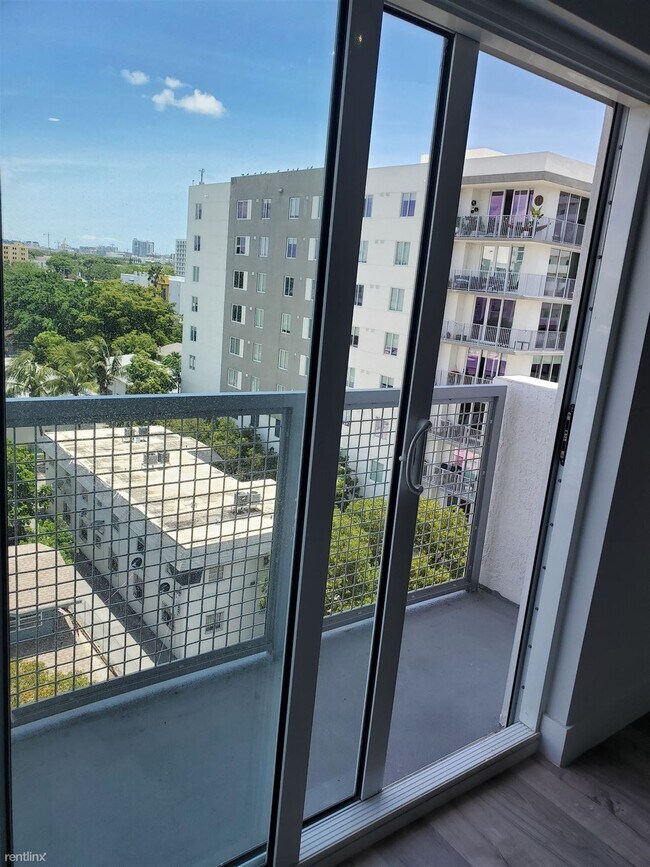 Building Photo - 2 br, 2 bath Condo - 39 NW 7th Ave Brand N...