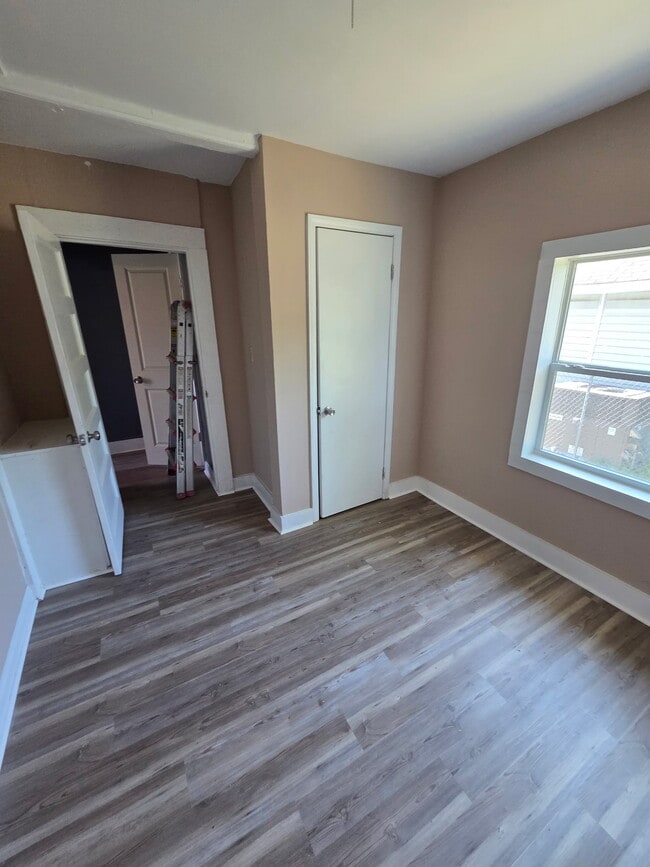 $500 Bedroom 2 - 545 Salley St