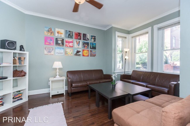 Foto del edificio - 3318 Prospect St NW