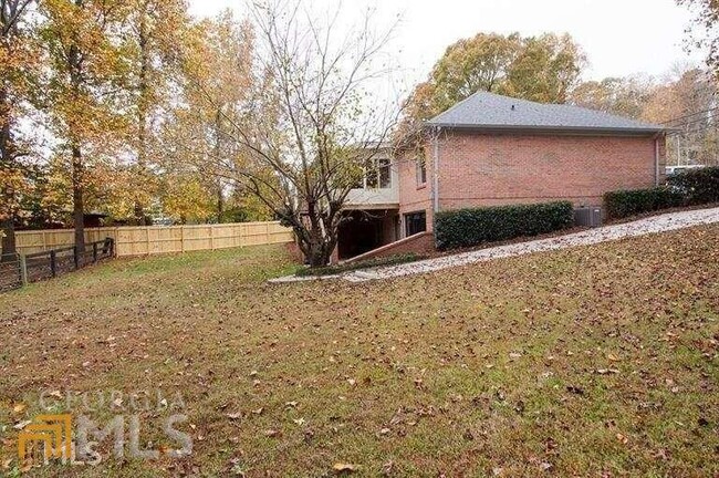 Building Photo - 4079 Sardis Church Rd