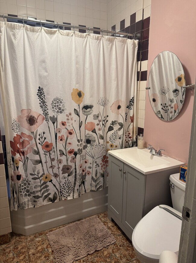 Foto del edificio - 1614 W Wallen Ave