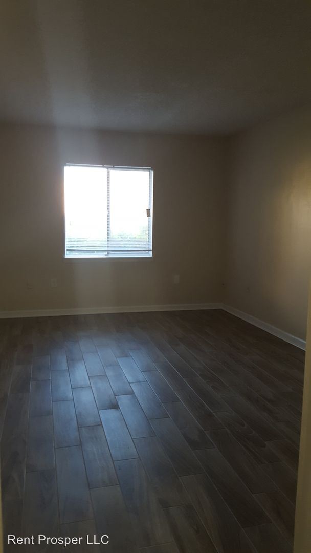 Building Photo - 4203 S Semoran Blvd