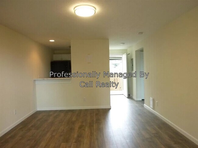 Foto del edificio - 6121 E 6th Ave