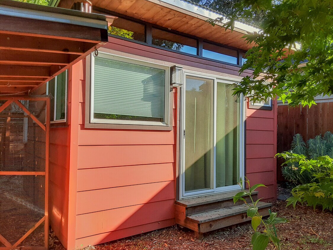Foto principal - 3634 NE 120th St
