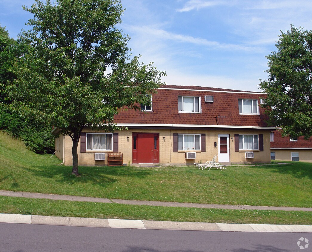 621 Cherry Hill Dr, Miamisburg, OH 45342 Apartments in Miamisburg, OH