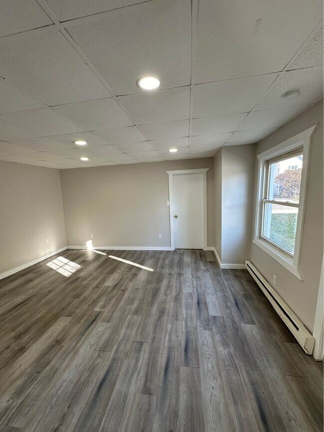 Foto del edificio - 1807 Luzerne St