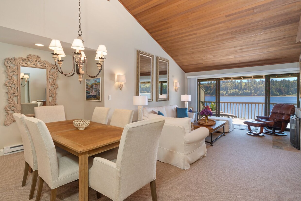 Primary Photo - Short Term Lease | 2 Bed, 2 Bath Resort St...