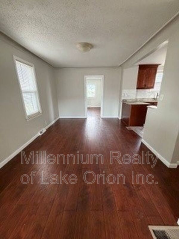 Foto del edificio - 6010 Hartwell St