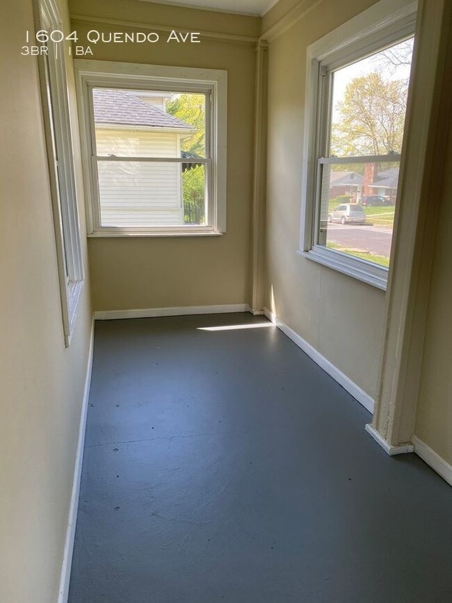 Building Photo - Three bedroom in University City