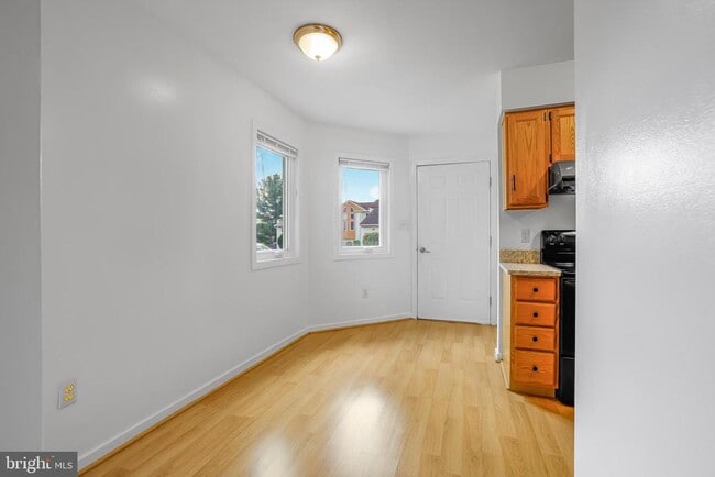 Building Photo - 363 Chickory Way