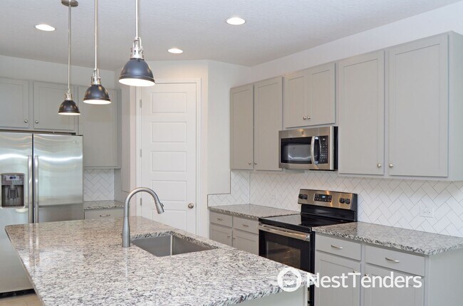 Building Photo - Like New Four Bedroom in Fernandina!