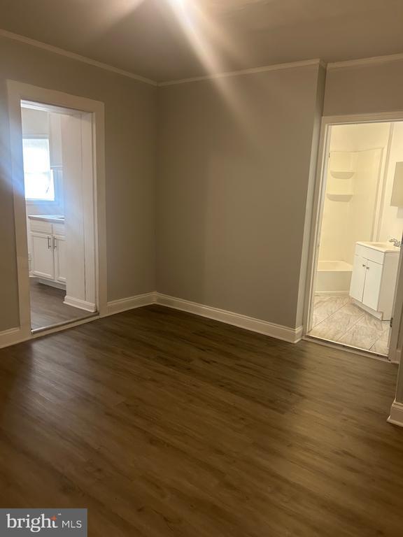 Building Photo - 2136 N Fulton Ave