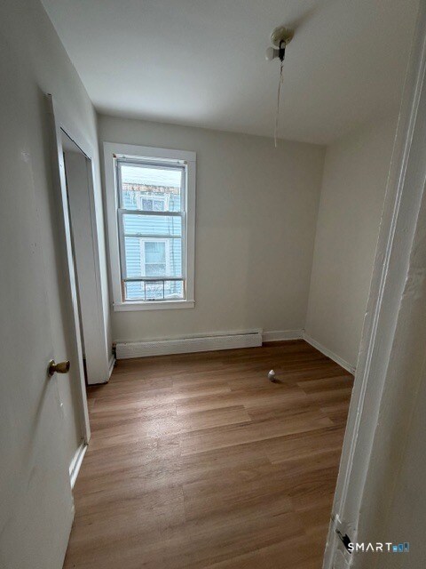 Foto del edificio - 44 Prest St