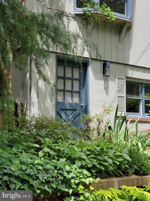 Foto del edificio - 106 Trailing Ivy Ln