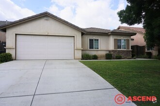 Building Photo - 11511 Pacific Shores Dr
